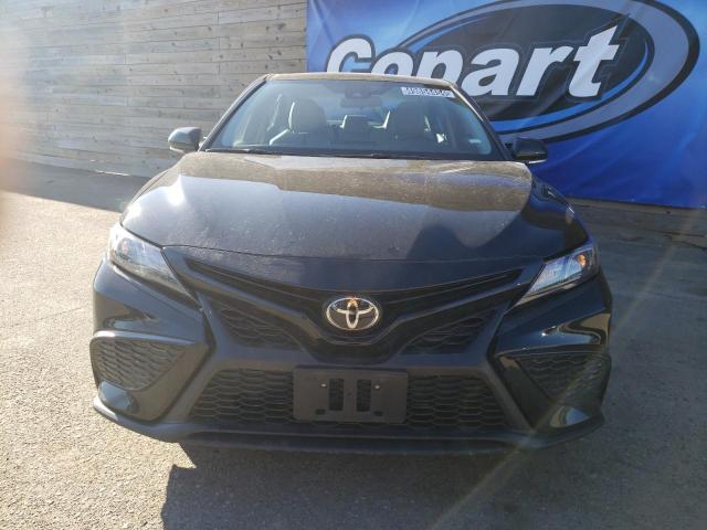 4T1G11AK2PU721761 - 2023 TOYOTA CAMRY SE NIGHT SHADE BLACK photo 5