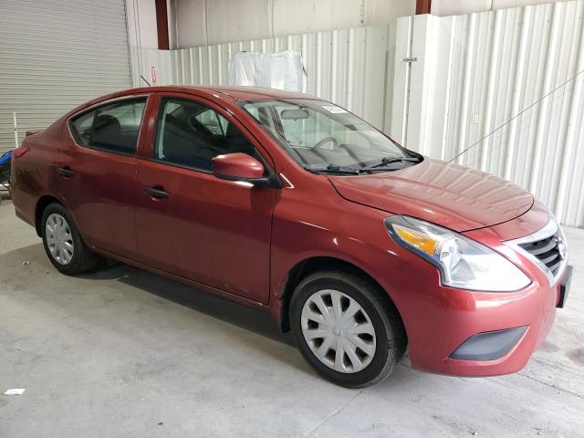 3N1CN7APXHL805900 - 2017 NISSAN VERSA S MAROON photo 4