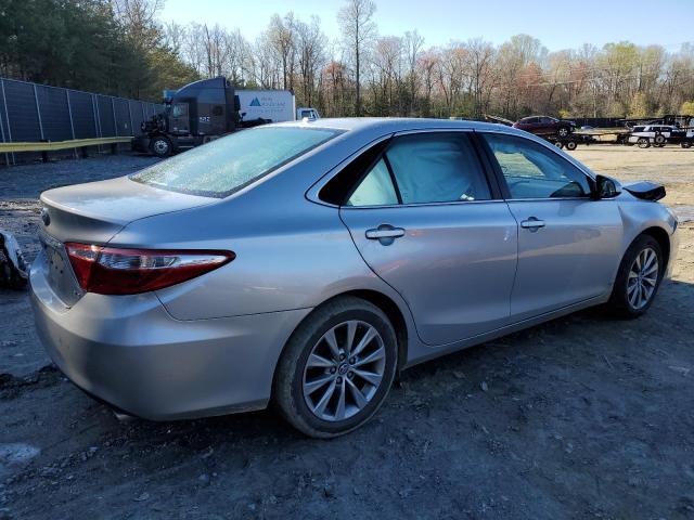 4T1BF1FKXHU709380 - 2017 TOYOTA CAMRY LE SILVER photo 3