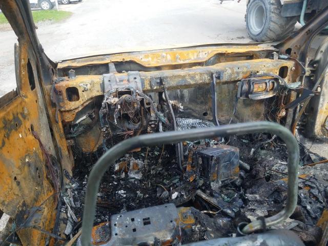 1G8AL58B66Z165483 - 2006 SATURN ION LEVEL 3 BURN photo 8