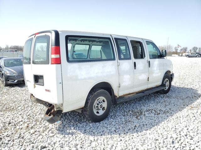 1GTGG25C081232161 - 2008 GMC SAVANA G2500 WHITE photo 3