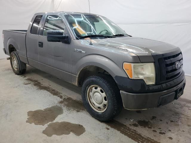 1FTFX1CF5BFB99638 - 2011 FORD F150 SUPER CAB GRAY photo 4