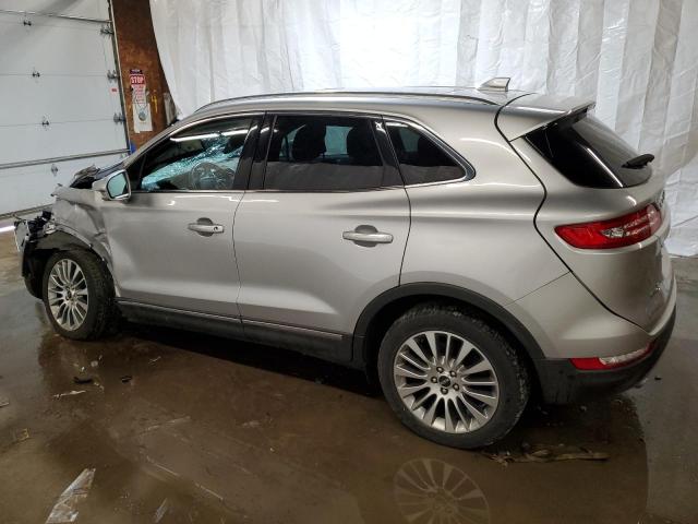 5LMCJ3D97JUL28636 - 2018 LINCOLN MKC RESERVE SILVER photo 2