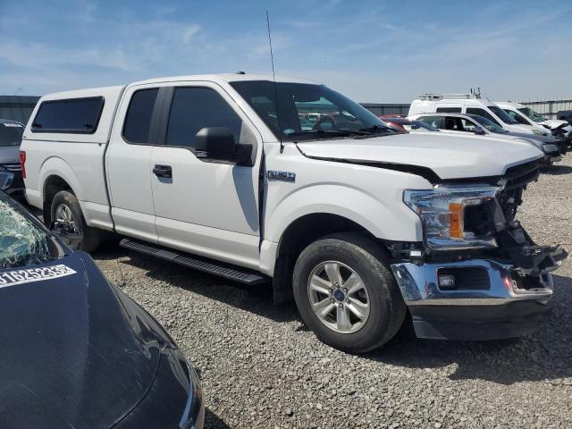 1FTEX1CB0JKE81944 - 2018 FORD F150 SUPER CAB WHITE photo 4