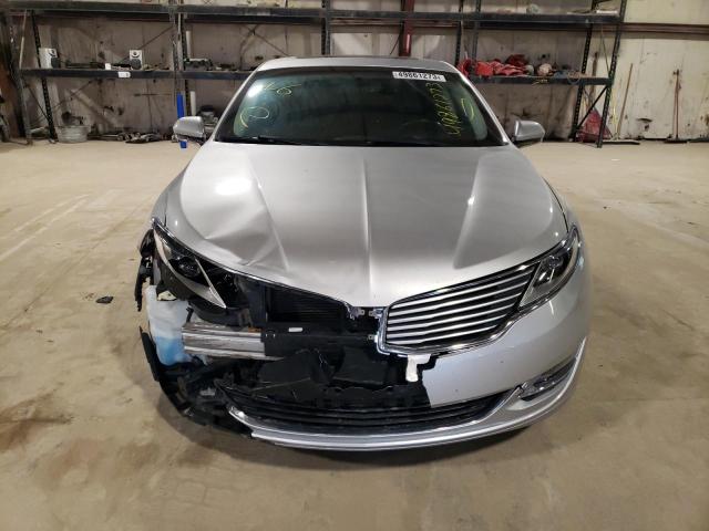 3LN6L2G97ER804493 - 2014 LINCOLN MKZ SILVER photo 5