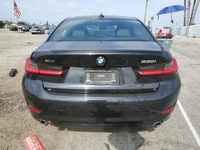 3MW5R7J05M8C17961 - 2021 BMW 330XI BLACK photo 6