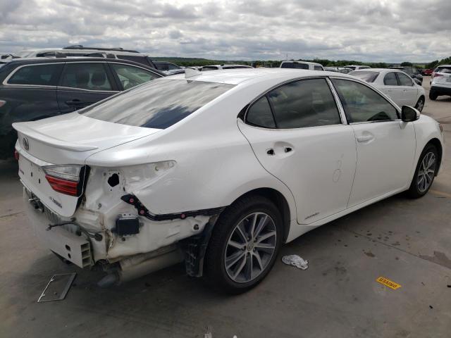 JTHBW1GG3G2125118 - 2016 LEXUS ES 300H WHITE photo 3