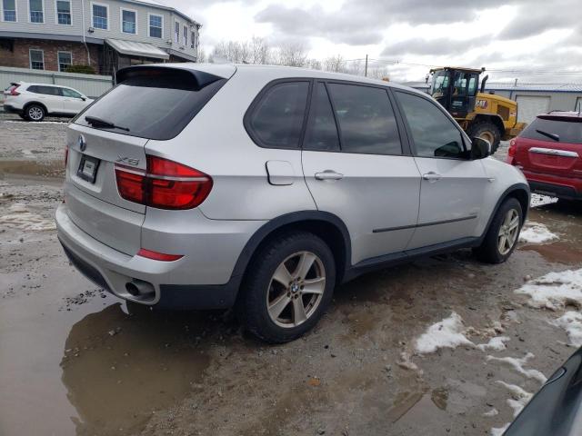 5UXZV4C57BL404047 - 2011 BMW X5 XDRIVE35I GRAY photo 3