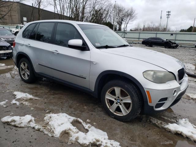 5UXZV4C57BL404047 - 2011 BMW X5 XDRIVE35I GRAY photo 4