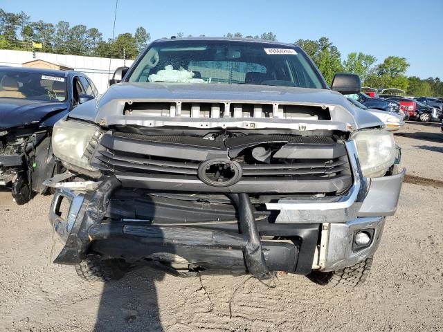 5TFDW5F13FX417481 - 2015 TOYOTA TUNDRA CREWMAX SR5 SILVER photo 5