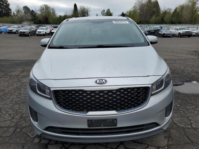 KNDMB5C1XF6025443 - 2015 KIA SEDONA LX SILVER photo 5