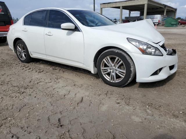 JN1CV6AR3DM354322 - 2013 INFINITI G37 WHITE photo 4