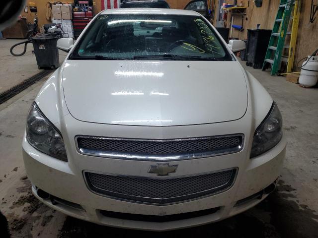 1G1ZE5EB6A4141528 - 2010 CHEVROLET MALIBU LTZ თეთრი ფოტო 5