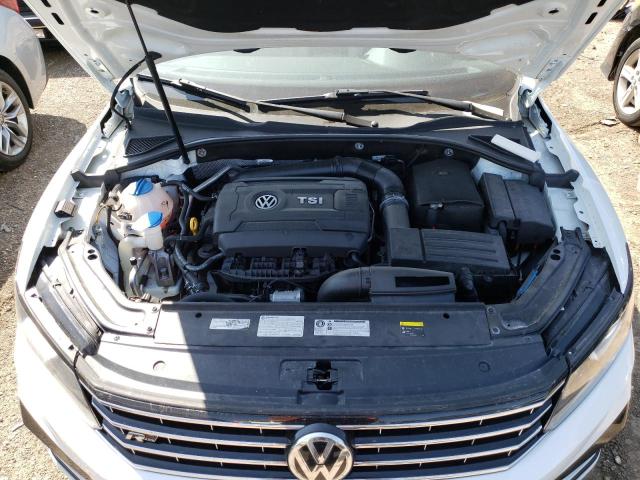 1VWDT7A37HC018268 - 2017 VOLKSWAGEN PASSAT R-LINE თეთრი ფოტო 11