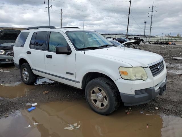 1FMEU72E86UB38197 - 2006 FORD EXPLORER XLS WHITE photo 4