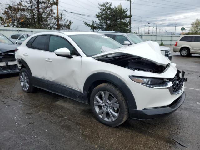 3MVDMBDM8PM567223 - 2023 MAZDA CX-30 PREMIUM WHITE photo 4