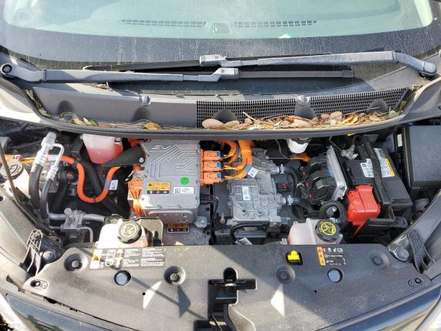 1G1FW6S02H4176666 - 2017 CHEVROLET BOLT EV LT GRAY photo 11