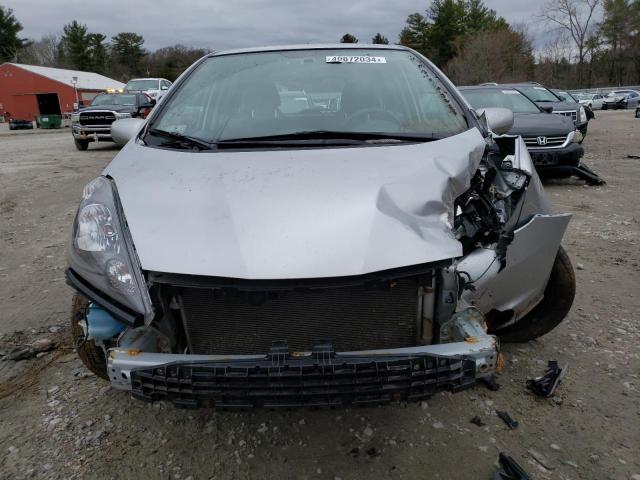 JHMGE8H35DC082744 - 2013 HONDA FIT SILVER photo 5