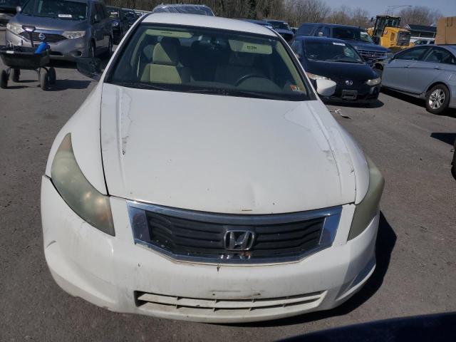 1HGCP2F47AA028860 - 2010 HONDA ACCORD LXP WHITE photo 5