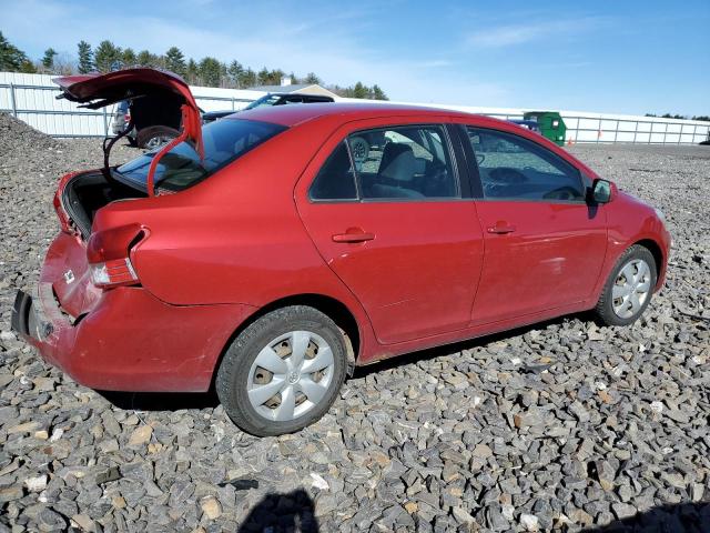 JTDBT923584020079 - 2008 TOYOTA YARIS RED photo 3