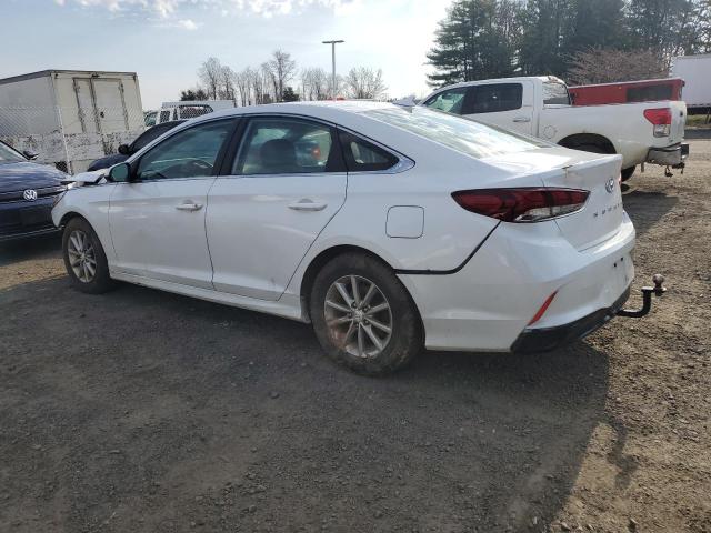 5NPE24AA8JH718835 - 2018 HYUNDAI SONATA ECO WHITE photo 2