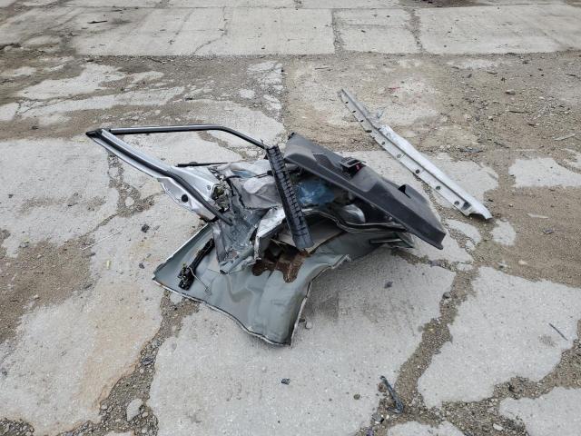 JTLKE50E181000778 - 2008 TOYOTA SCION XB SILVER photo 12