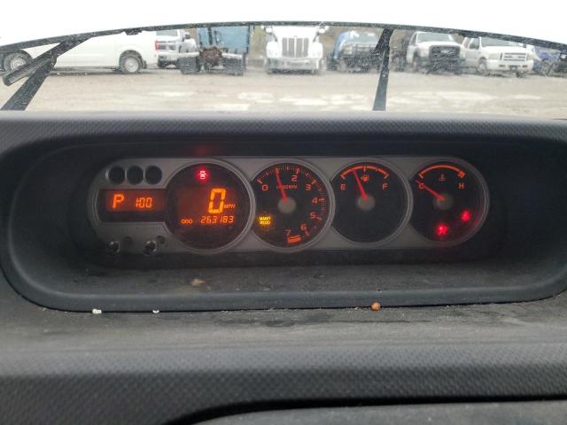 JTLKE50E181000778 - 2008 TOYOTA SCION XB SILVER photo 9