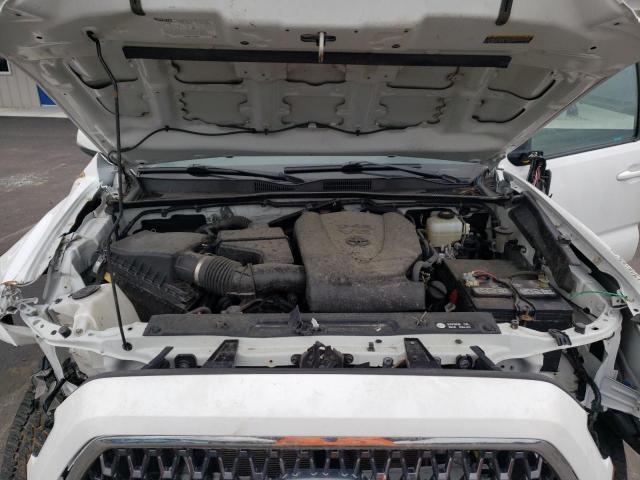 5TFCZ5AN9KX196749 - 2019 TOYOTA TACOMA DOUBLE CAB WHITE photo 11