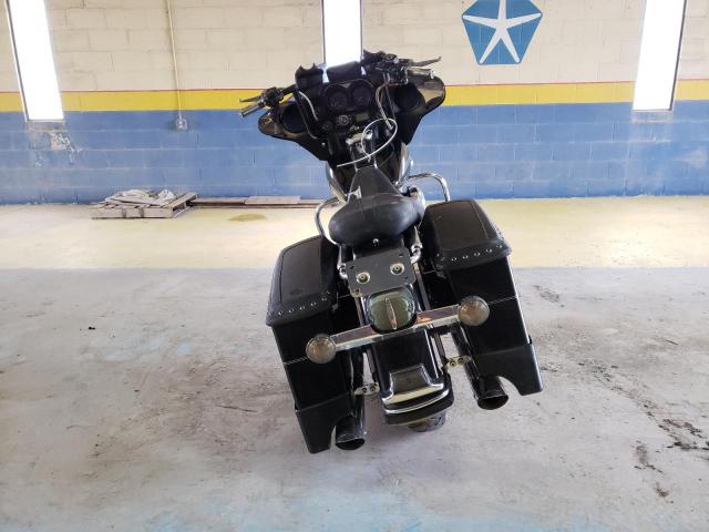 1HD1FCW195Y660484 - 2005 HARLEY-DAVIDSON FLHTCUI 黑色 照片 4