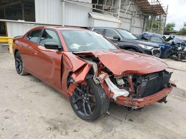 2C3CDXBG6LH177550 - 2020 DODGE CHARGER SXT ORANGE photo 4