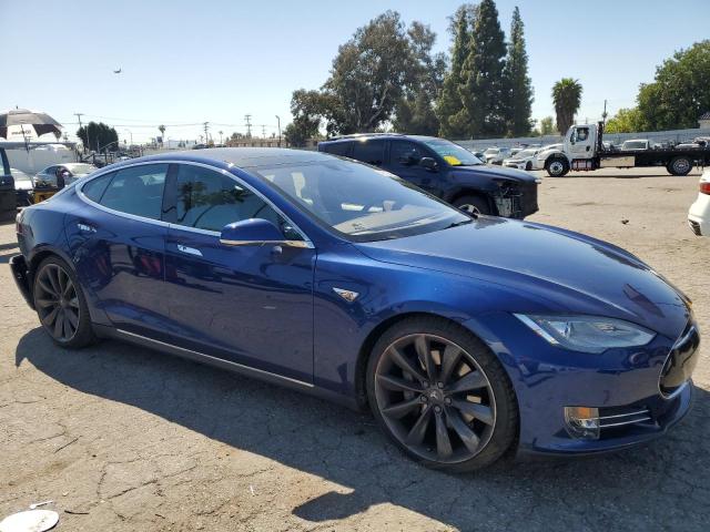 5YJSA1E26GF125134 - 2016 TESLA MODEL S ლურჯი ფოტო 4