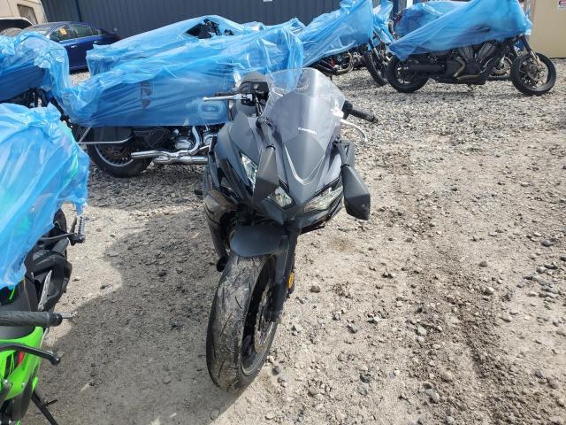 ML5EXER14RDAC4195 - 2024 KAWASAKI EX650 R BLACK photo 2