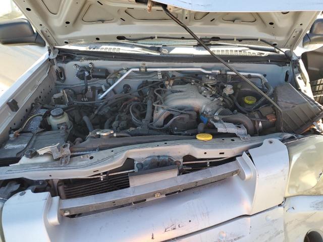 1N6ED29XX4C439925 - 2004 NISSAN FRONTIER CREW CAB XE V6 SILVER photo 11