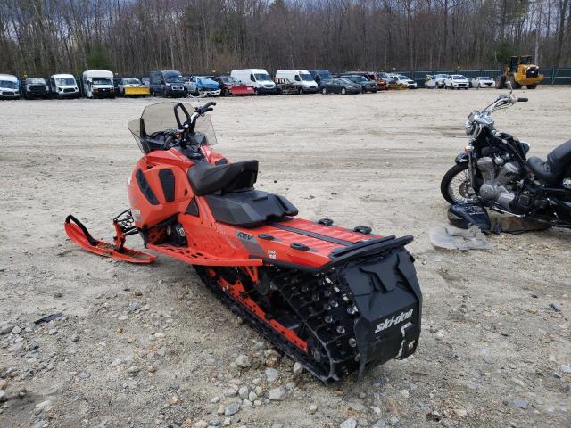 2BPSUYKK0KV000056 - 2019 SKI DOO BACKCOUNTR RED photo 3