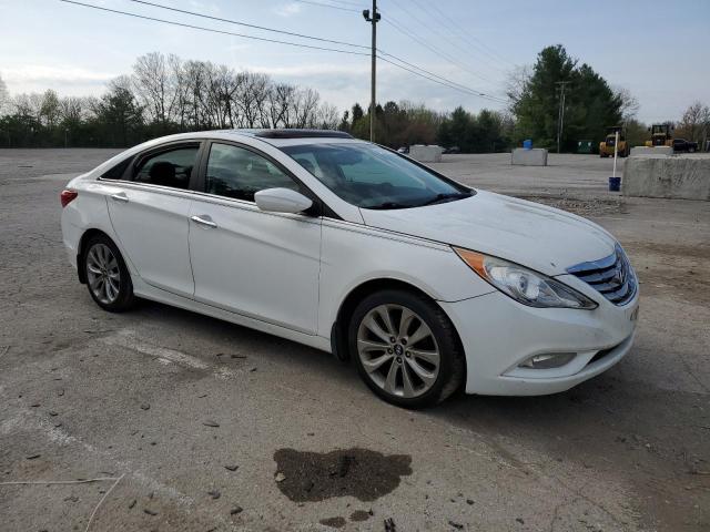 5NPEC4AC1CH412299 - 2012 HYUNDAI SONATA SE WHITE photo 4