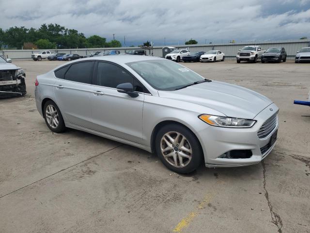 1FA6P0H76G5119195 - 2016 FORD FUSION SE SILVER photo 4