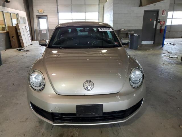 3VWJP7AT4CM640003 - 2012 VOLKSWAGEN BEETLE BEIGE photo 5