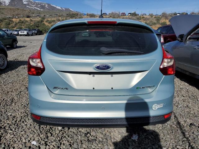 1FADP3R42EL230509 - 2014 FORD FOCUS BEV BLUE photo 6