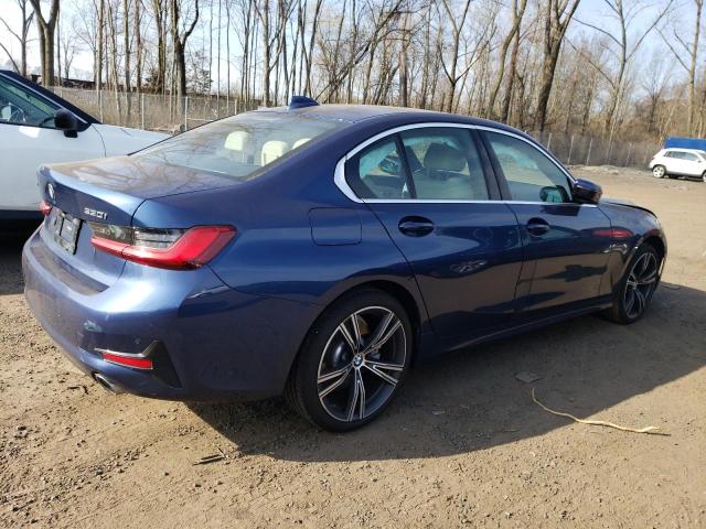 3MW5R7J0XM8B52315 - 2021 BMW 330XI BLUE photo 3