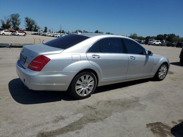 WDDNG9FB0AA309855 - 2010 MERCEDES-BENZ S 400 SILVER photo 3