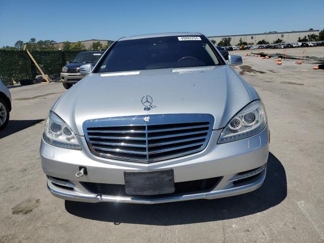 WDDNG9FB0AA309855 - 2010 MERCEDES-BENZ S 400 SILVER photo 5