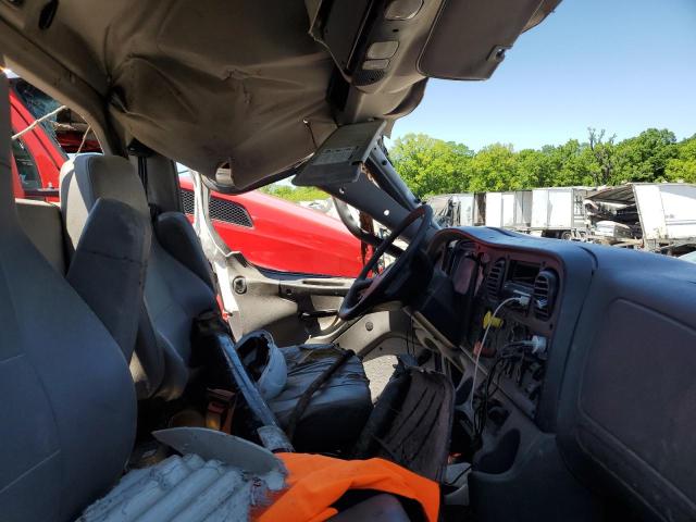 3AKBCXFE8JDJM7664 - 2018 FREIGHTLINER M2 106 MEDIUM DUTY WHITE photo 5