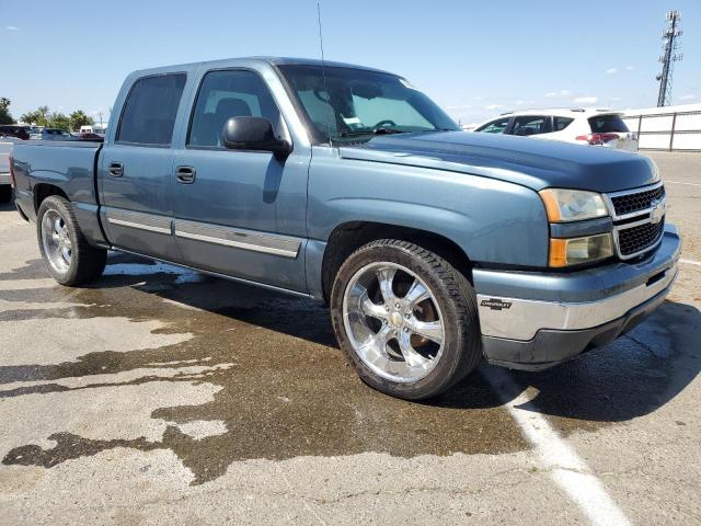 2GCEC13V971180152 - 2007 CHEVROLET SILVERADO C1500 CLASSIC CREW CAB BLUE photo 4