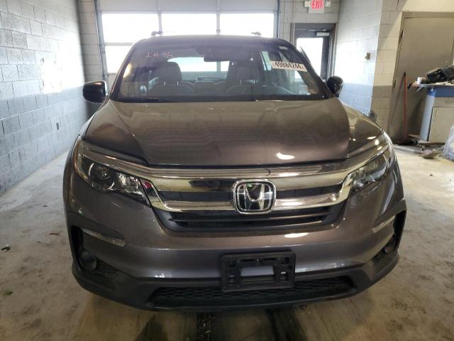 5FNYF6H13KB020877 - 2019 HONDA PILOT LX GRAY photo 5