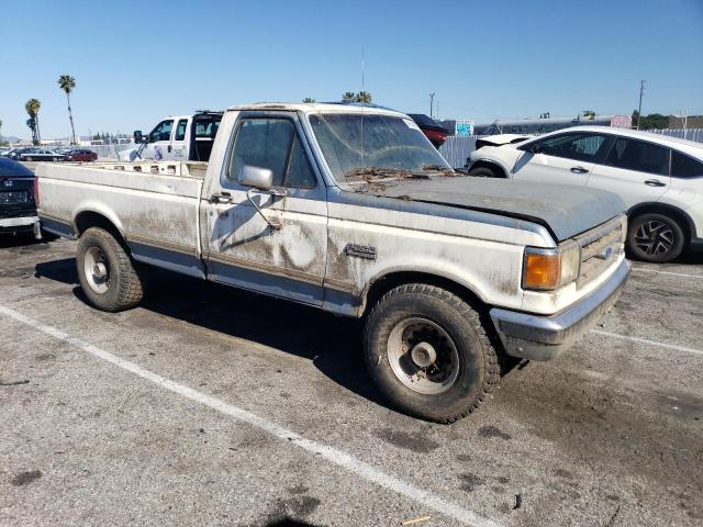 1FTFF25N0KLA35633 - 1989 FORD F250 WHITE photo 4