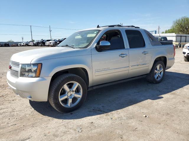 3GNMCGE09BG116202 - 2011 CHEVROLET AVALANCHE LTZ SILVER photo 1