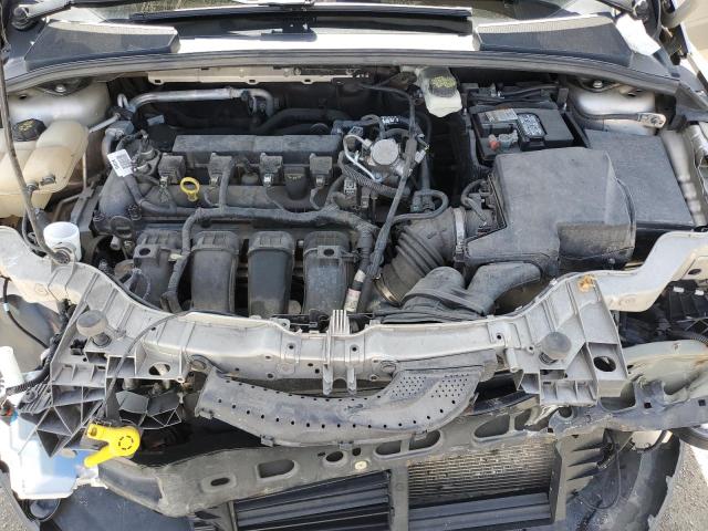 1FADP3F27HL303106 - 2017 FORD FOCUS SE GOLD photo 11