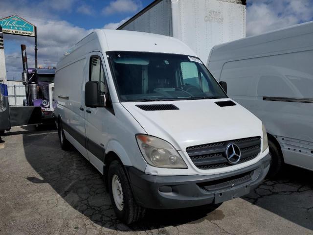 WD3PE8CB3C5710250 - 2012 MERCEDES-BENZ SPRINTER 2500 WHITE photo 4