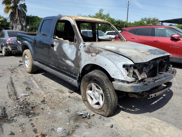 5TEGN92N02Z030292 - 2002 TOYOTA TACOMA DOUBLE CAB PRERUNNER BLACK photo 4