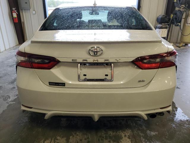 4T1T11AK2RU189249 - 2024 TOYOTA CAMRY SE NIGHT SHADE WHITE photo 6